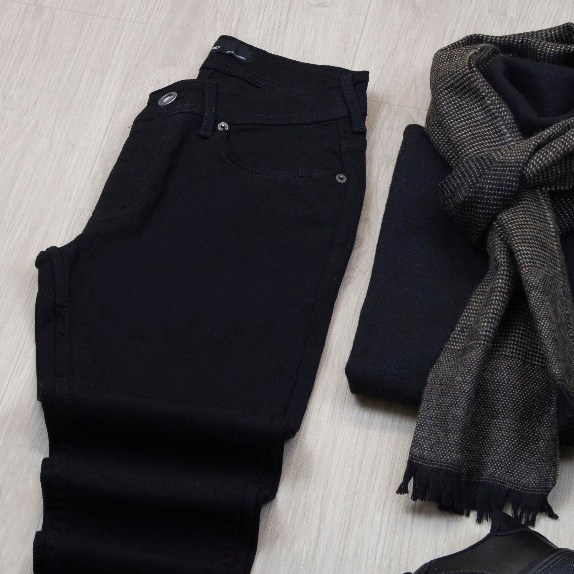 Mavi Blazer Ceket Boğazlı Body Pantolon Bot Kombin