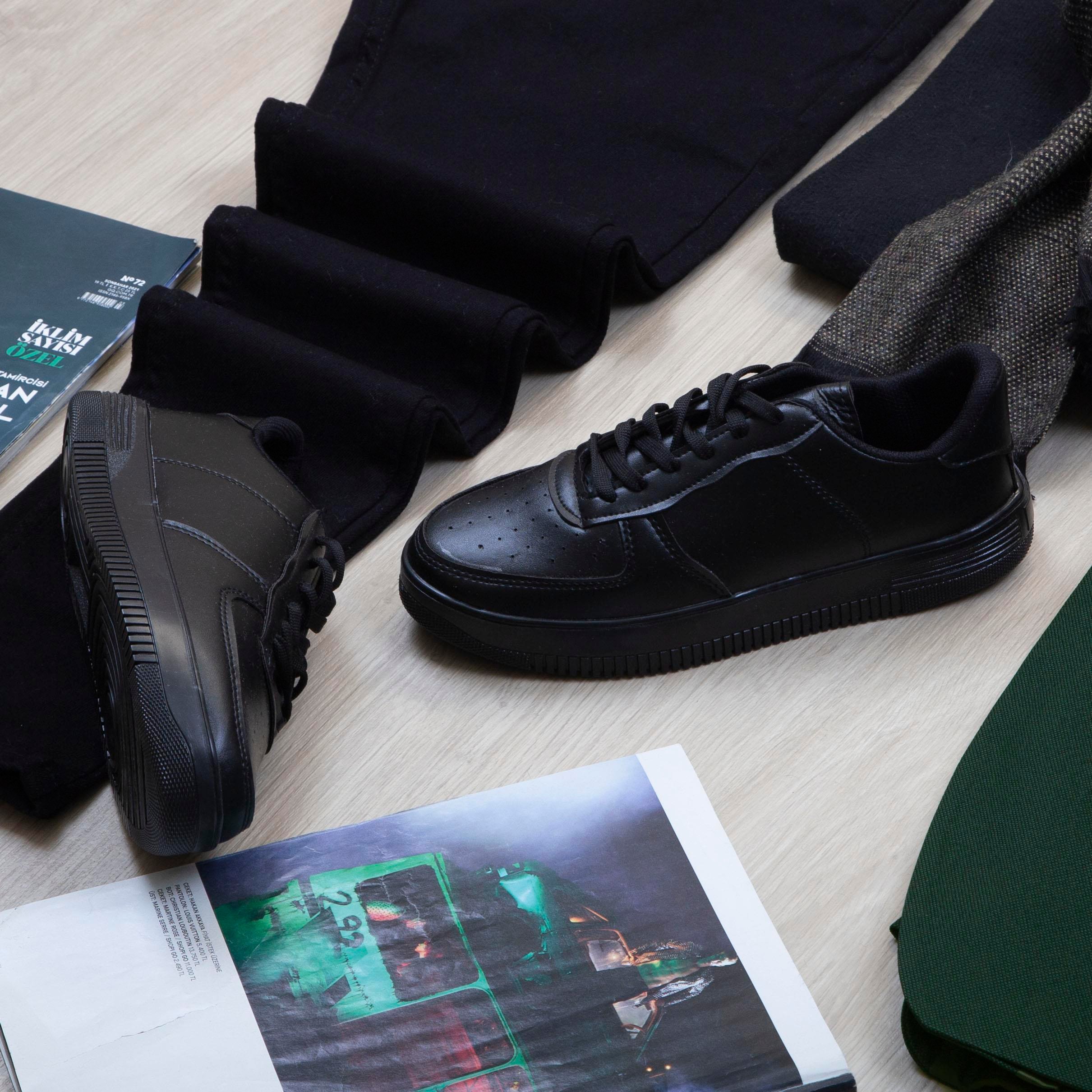 Mavi Blazer Ceket Boğazlı Body Pantolon Bot Kombin