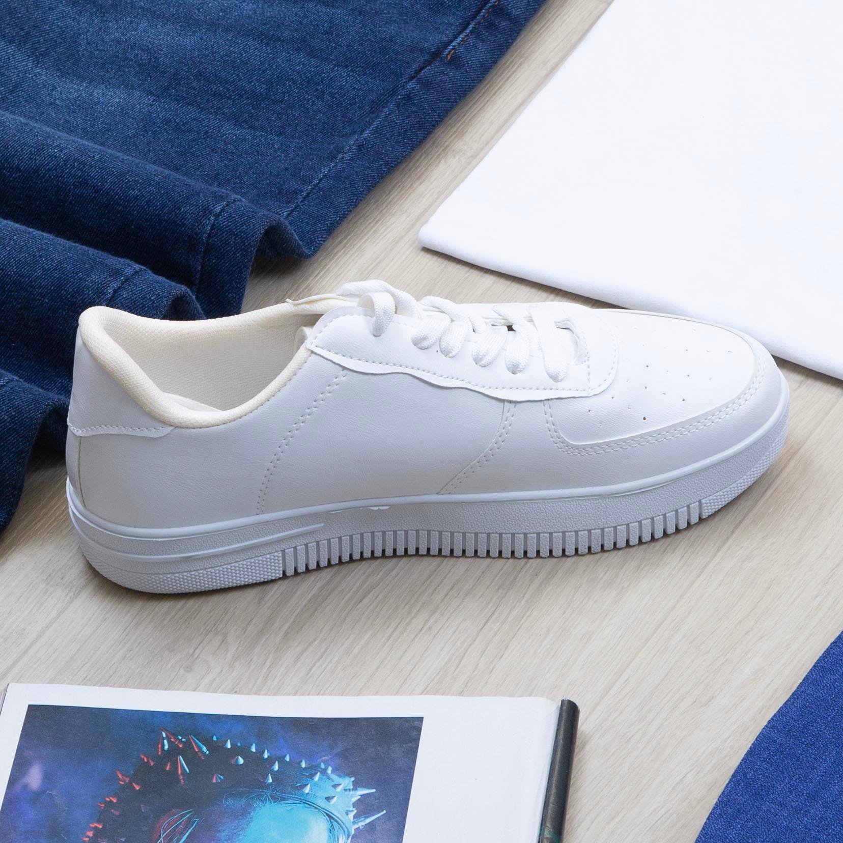 Mavi Blazer Ceket Tişört Pantolon Ayakkabı Kombin