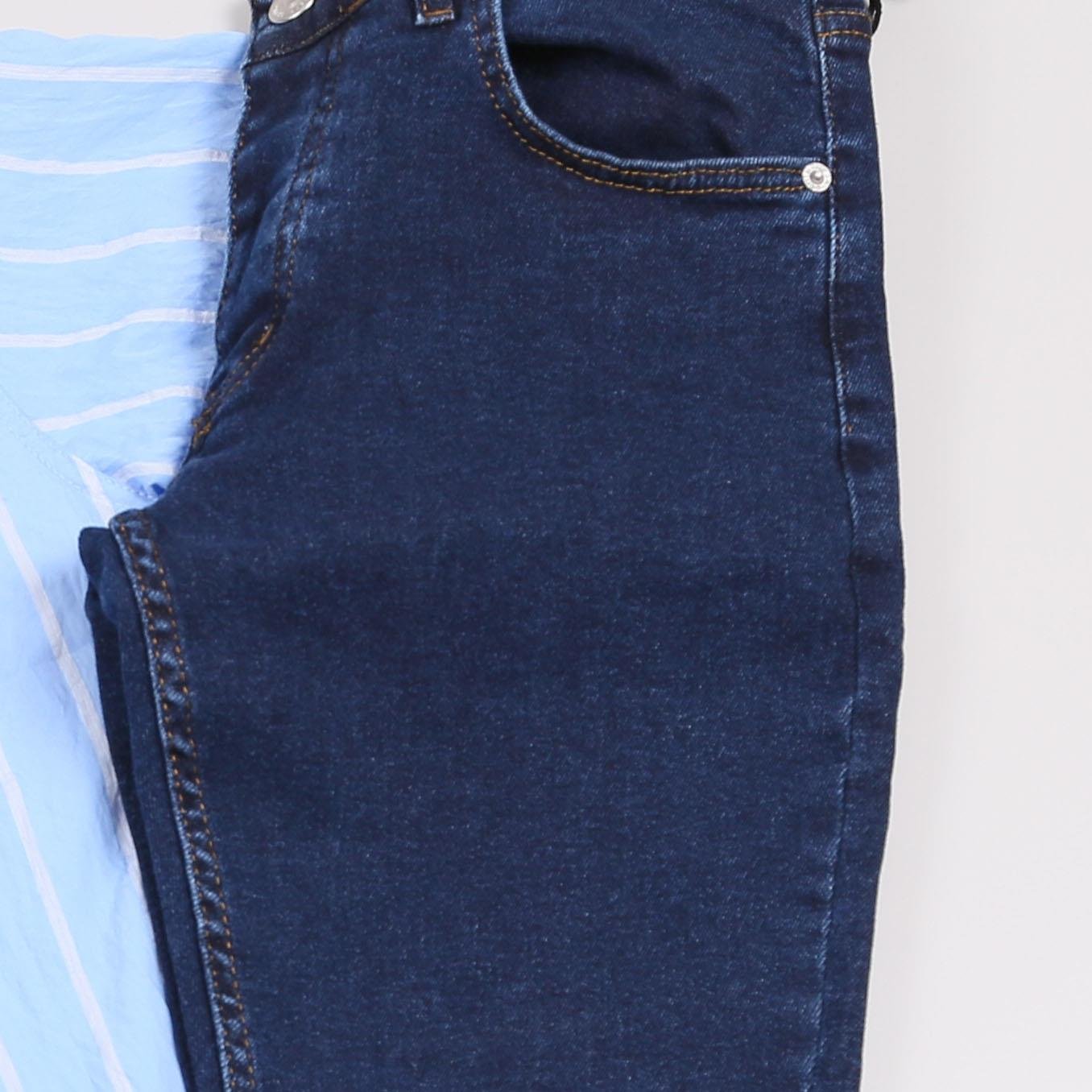 Mavi Çizgili Kısa Kollu Gömlek Kot Pantolon Ayakkabı Kombin