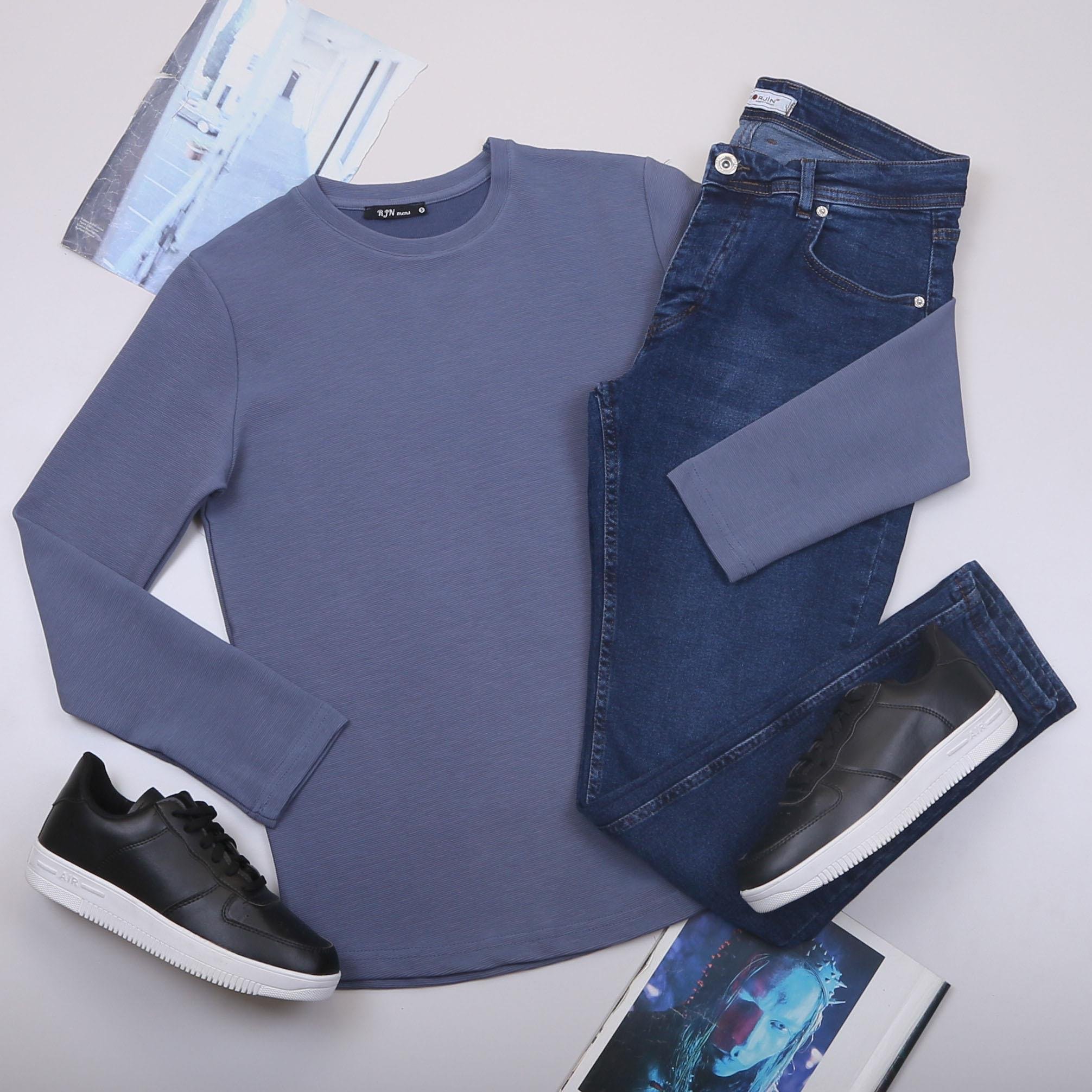 Mavi Kazak Pantolon Ayakkabı Kombin