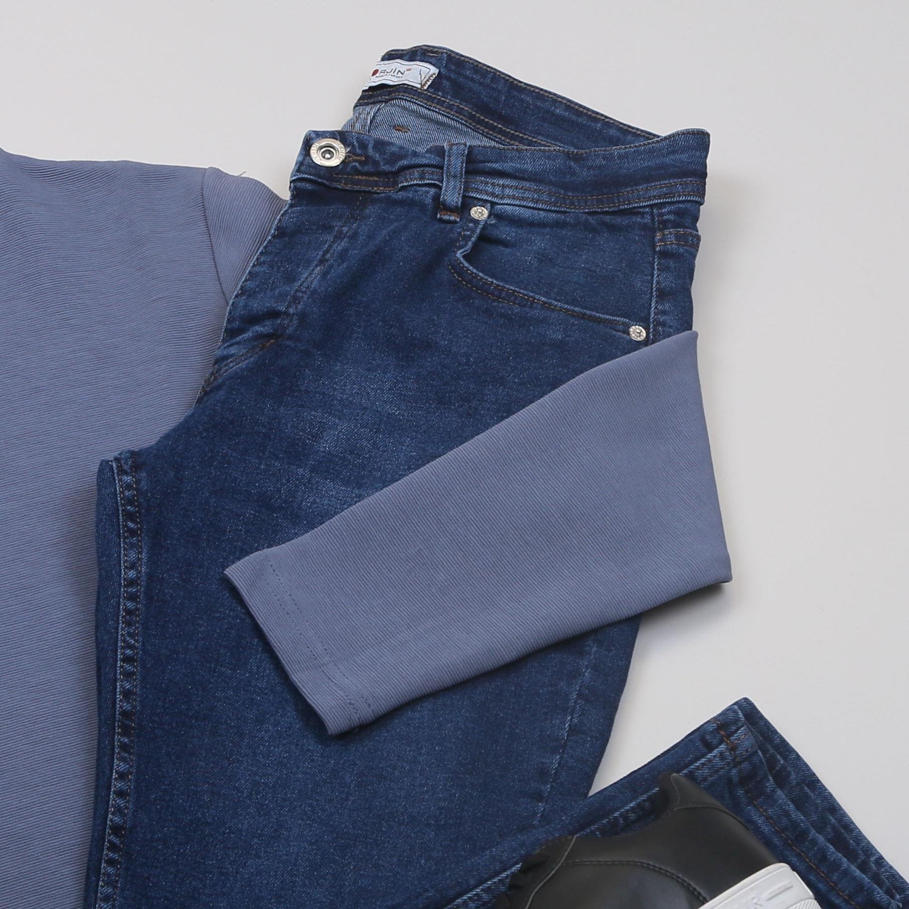 Mavi Kazak Pantolon Ayakkabı Kombin