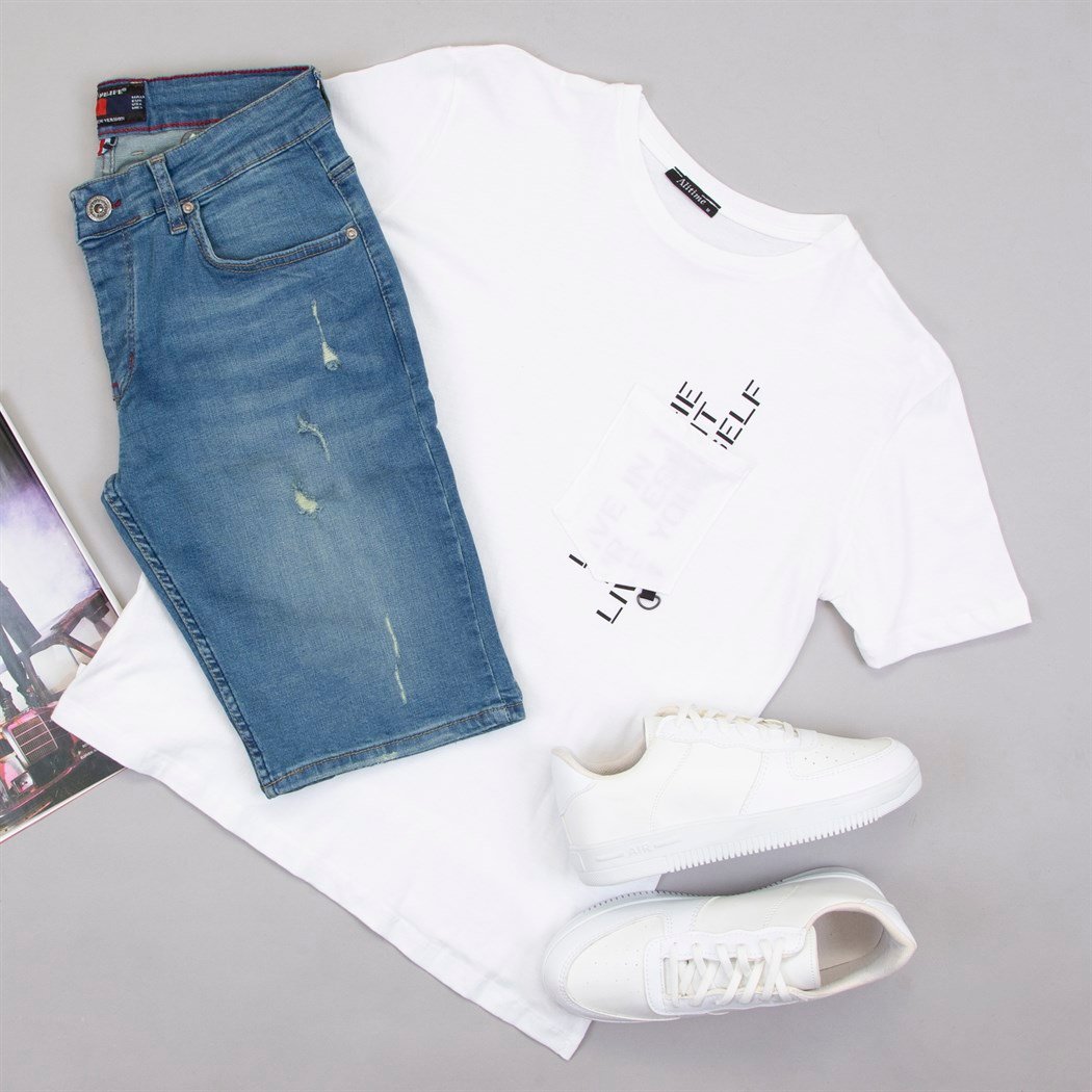 Mavi Kot Şort Tişört Ayakkabı Kombin