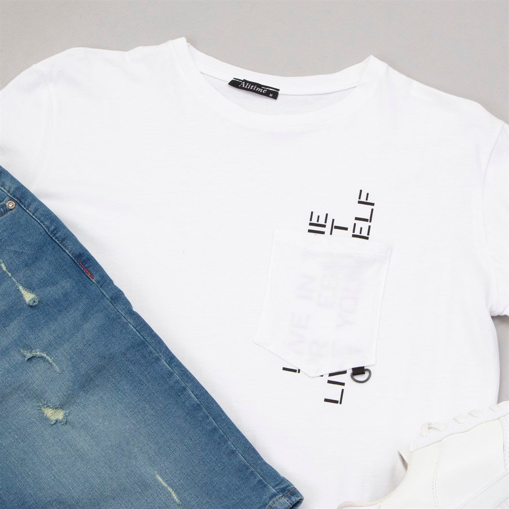 Mavi Kot Şort Tişört Ayakkabı Kombin