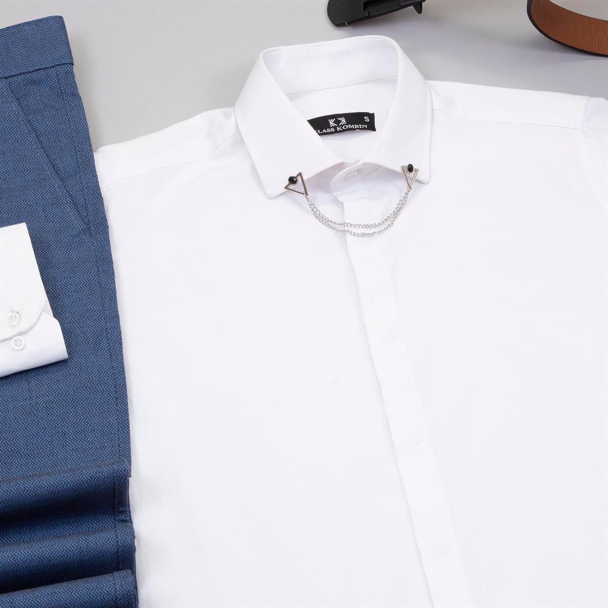 Mavi Pantolon Beyaz Gömlek Ayakkabı Kombin