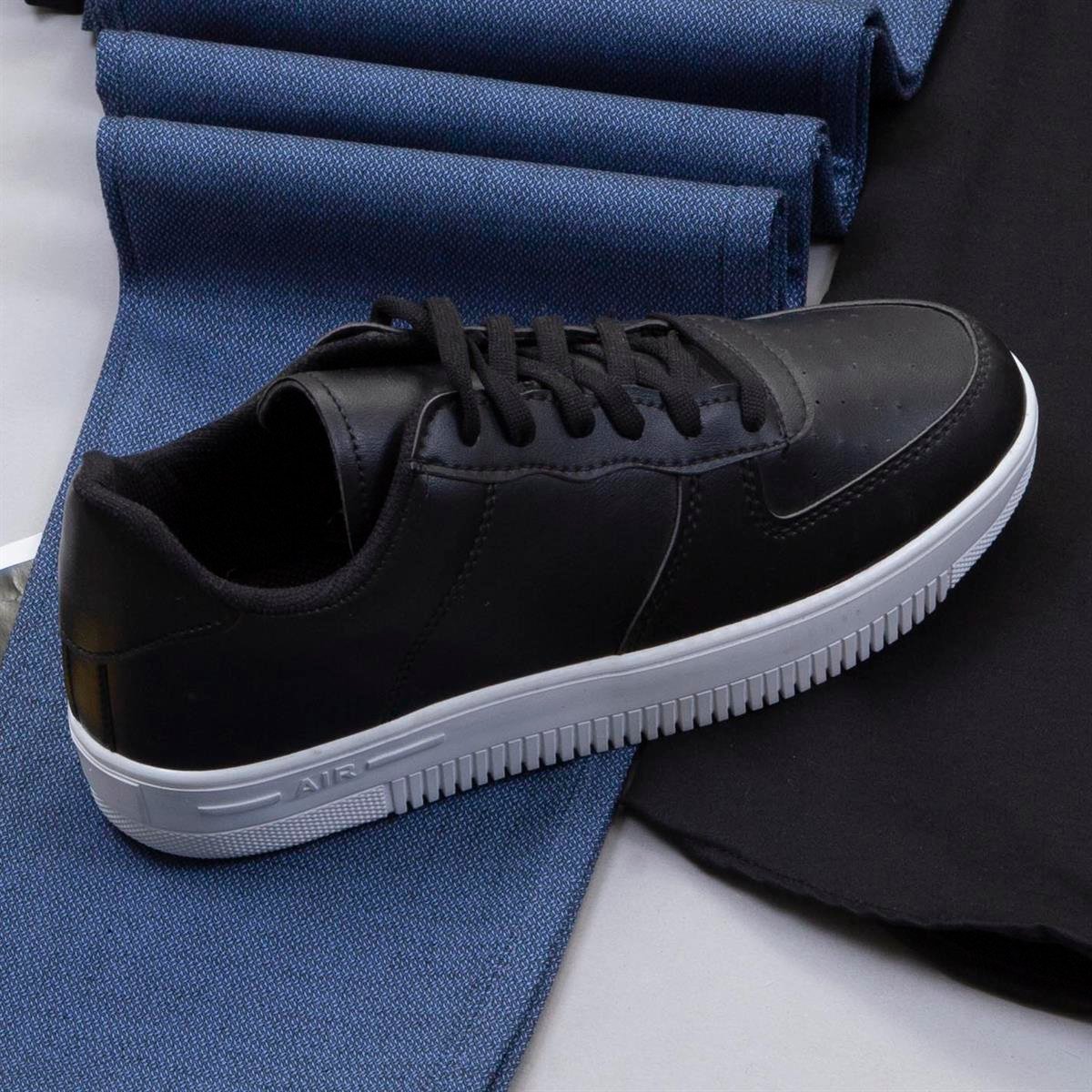 Mavi Pantolon Siyah Gömlek Ayakkabı Kombin