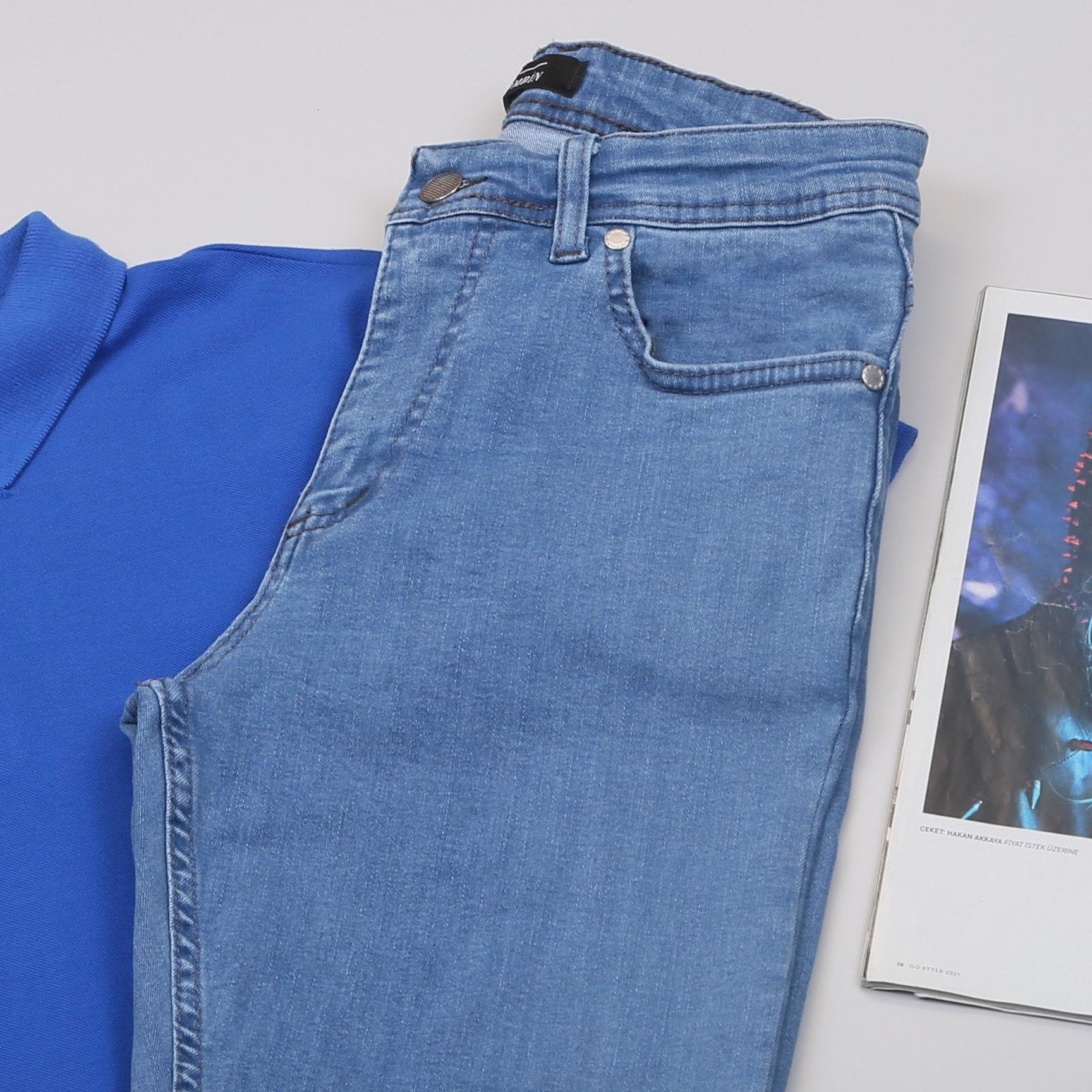 Mavi Polo Yaka Tişört Pantolon Ayakkabı Kombin