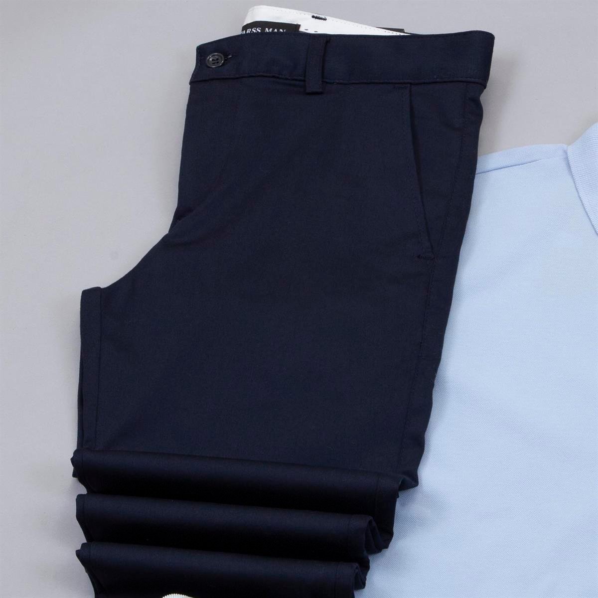 Mavi Polo Yaka Tişört Pantolon Ayakkabı Kombin