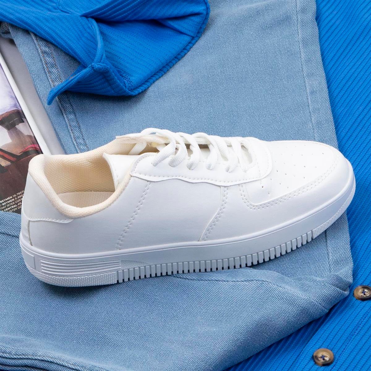 Mavi Spor Gömlek Pantolon Ayakkabı Kombin