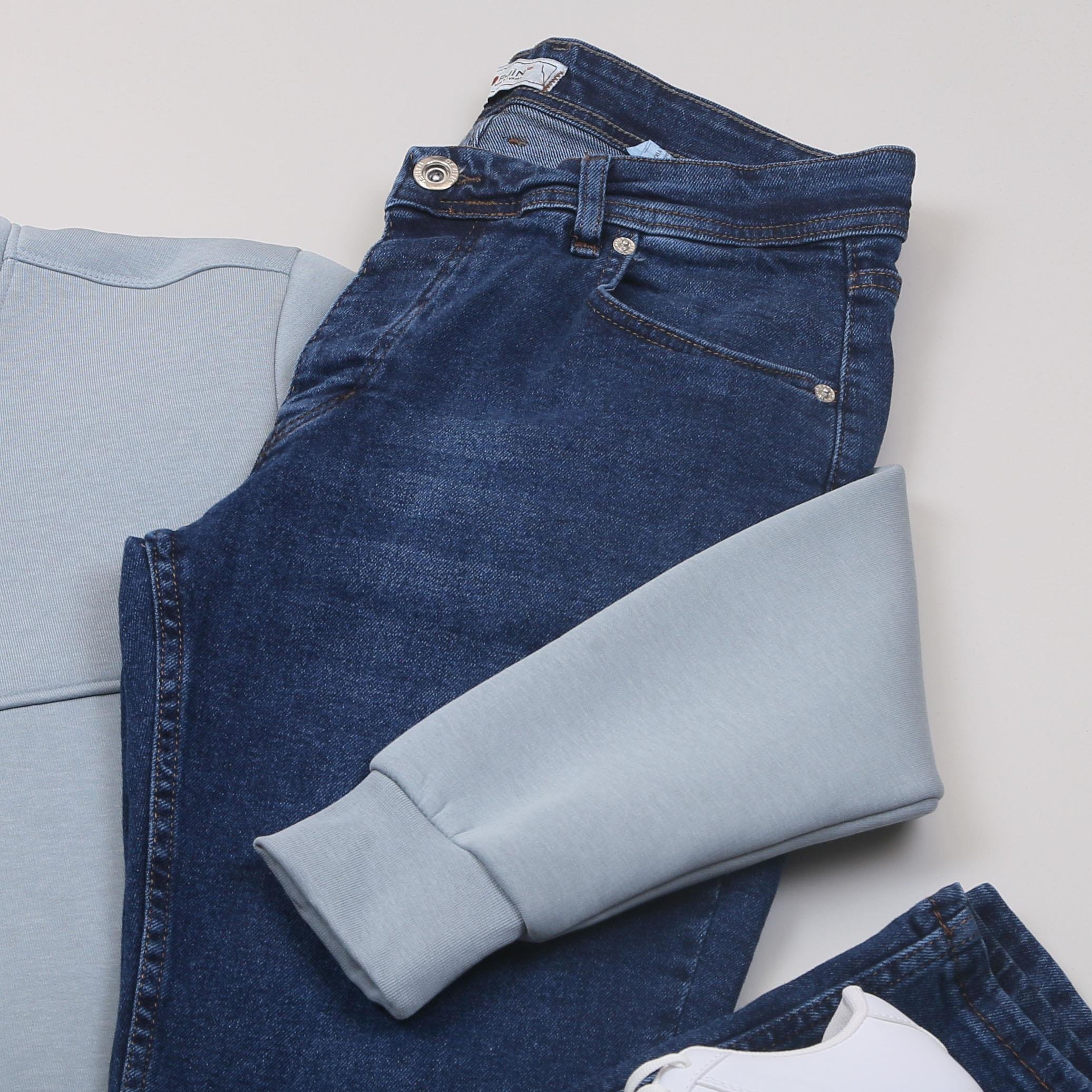 Mavi Sweat Pantolon Ayakkabı Kombin