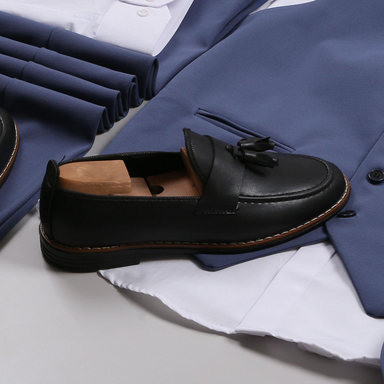 Mavi Takım Elbise Kombini