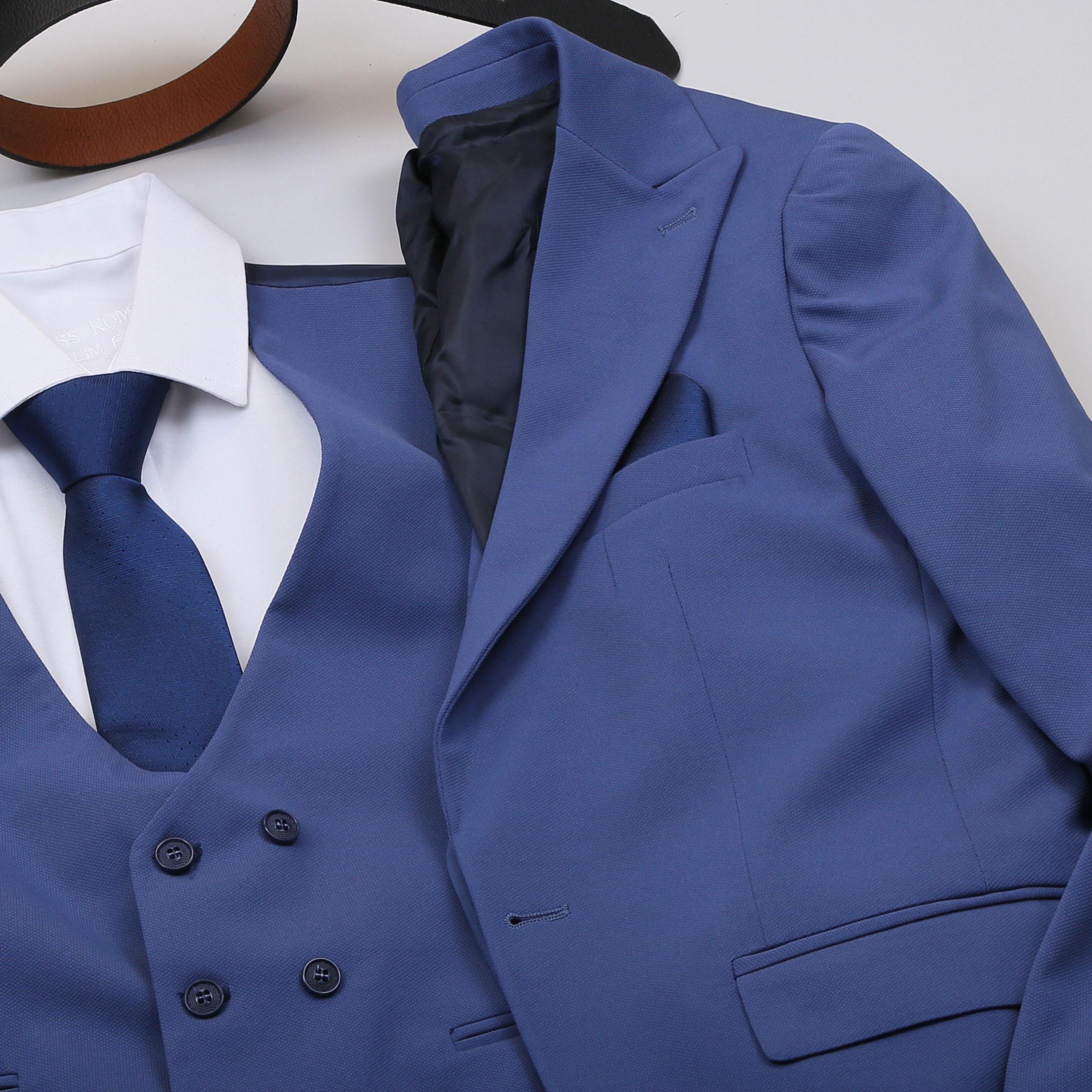 Mavi Takım Elbise Kombini