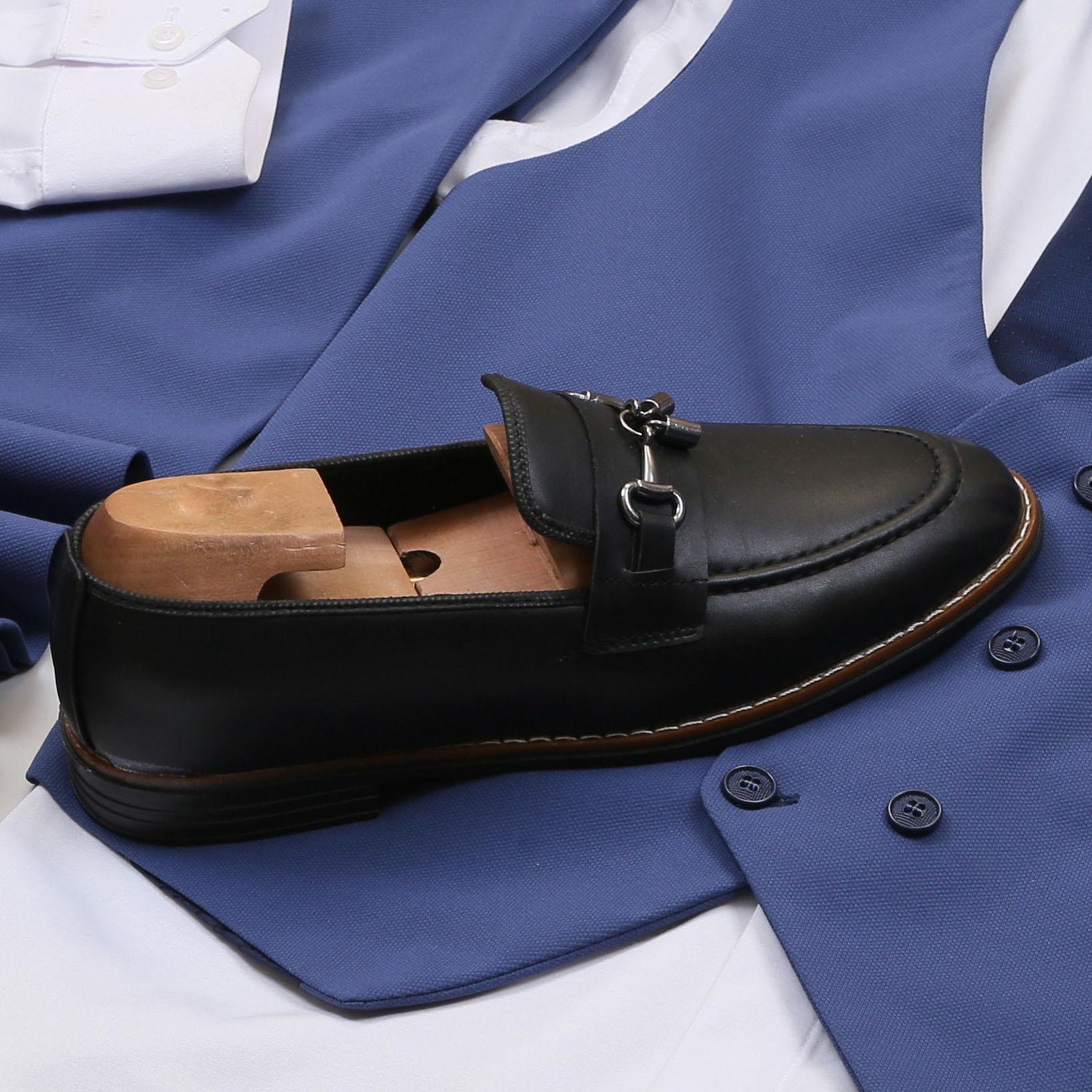 Mavi Takım Elbise Kombini