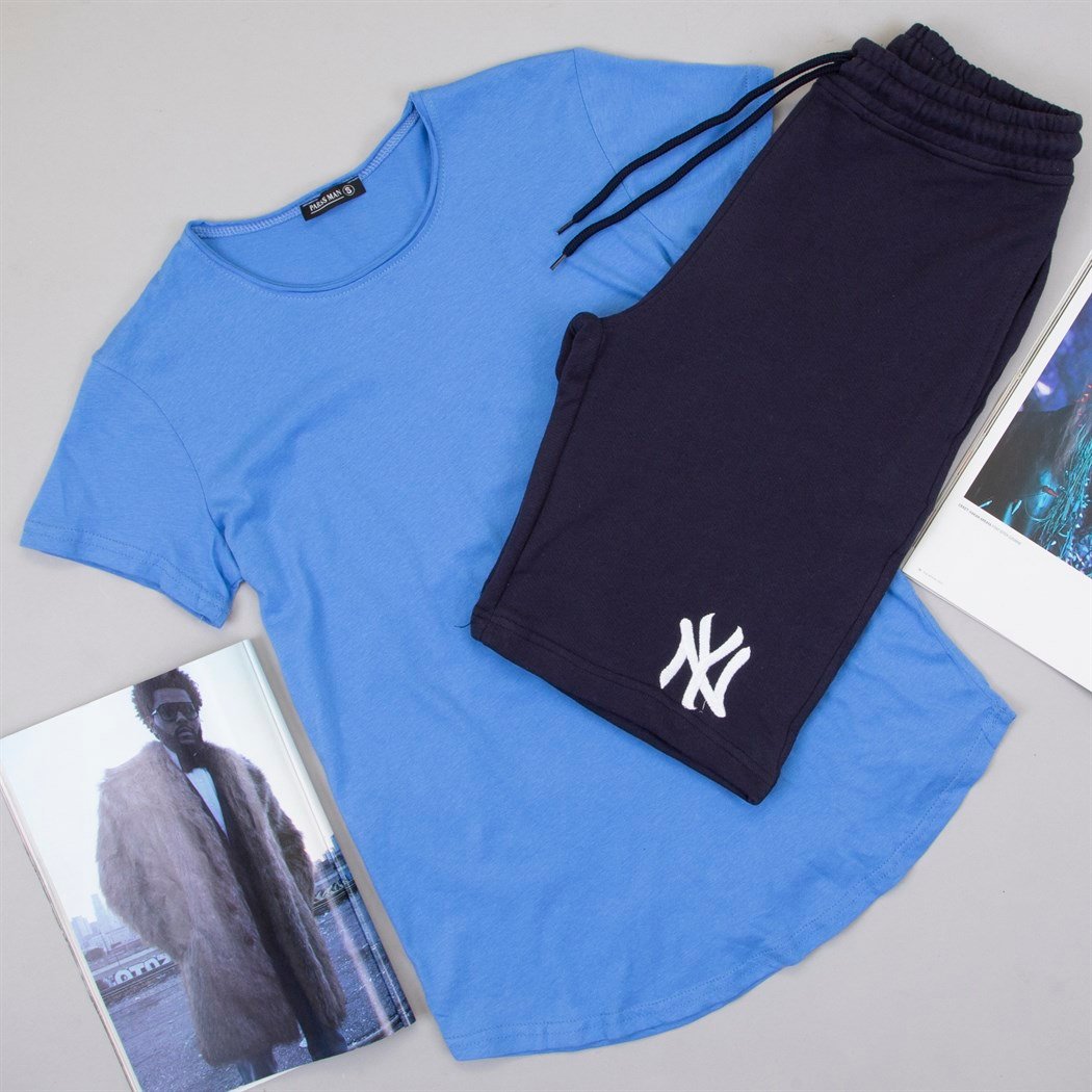 Mavi Tişört Lacivert Penye Şort Kombin