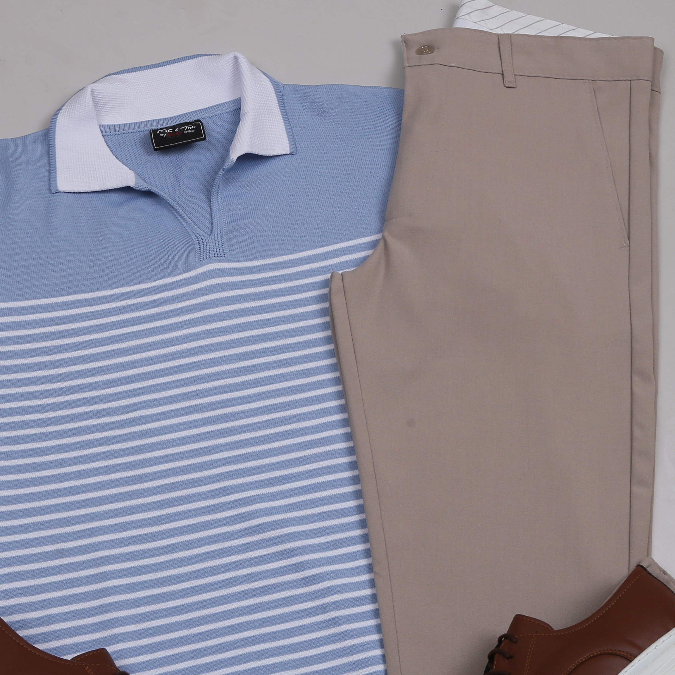 Mavi Triko Polo Yaka Tişört   Kumaş  Pantolon Ayakkabı Kombin