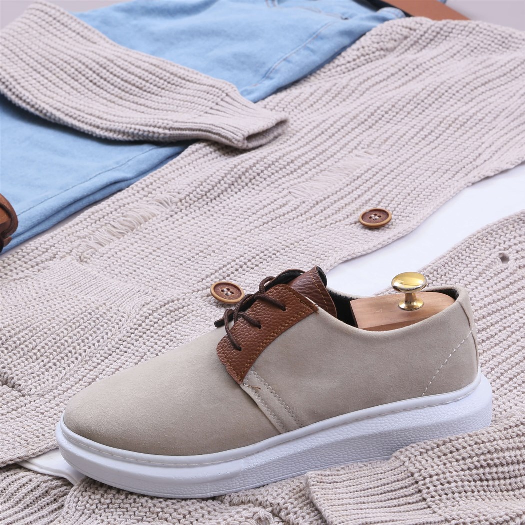 Özel Yırtıklı Cepli Bej Hırka Tişört Pantolon Ayakkabı  Kombin