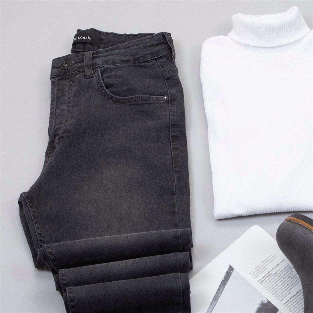 Pamuklu Füme Kot Gömlek Boğazlı Kazak Pantolon Ayakkabı Kombin