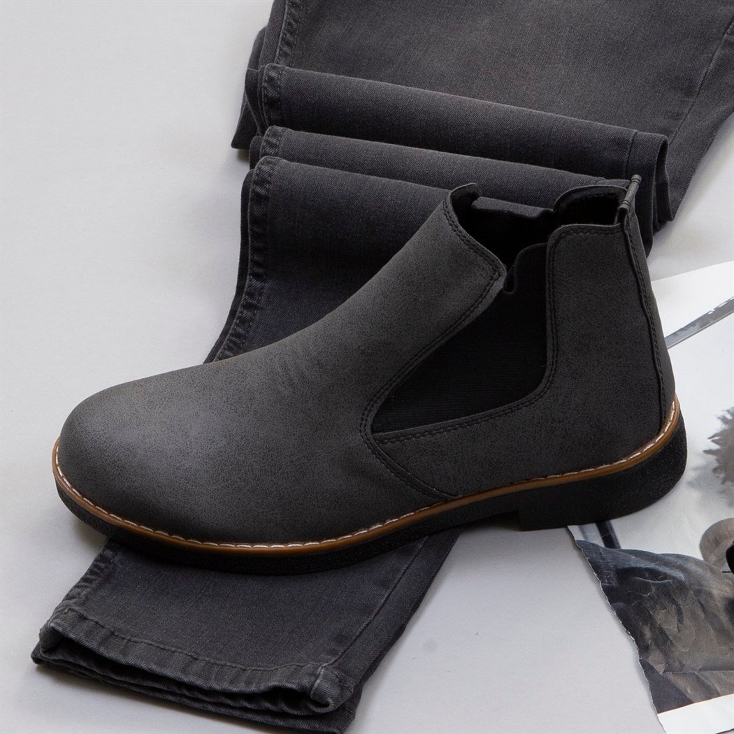 Pamuklu Füme Kot Gömlek Boğazlı Kazak Pantolon Ayakkabı Kombin