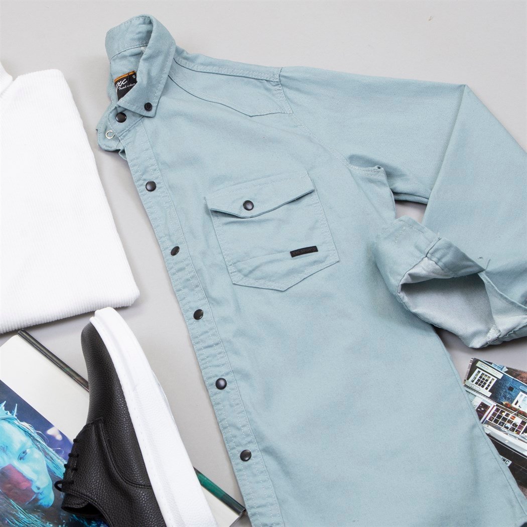 Pamuklu Mint Kot Gömlek Boğazlı Kazak Pantolon Ayakkabı Kombin