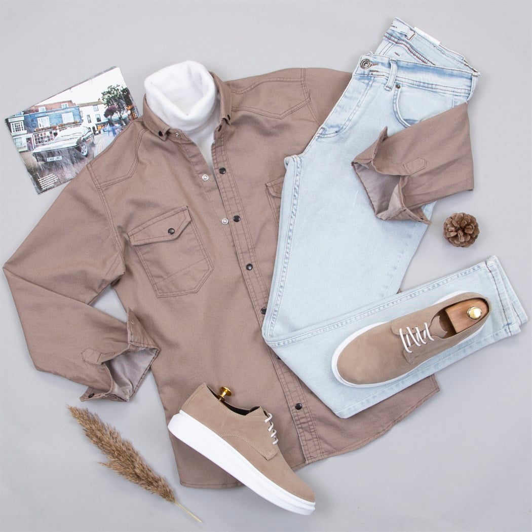 Pamuklu Sütlü Kahve Kot Gömlek Boğazlı Kazak Pantolon Ayakkabı Kombin