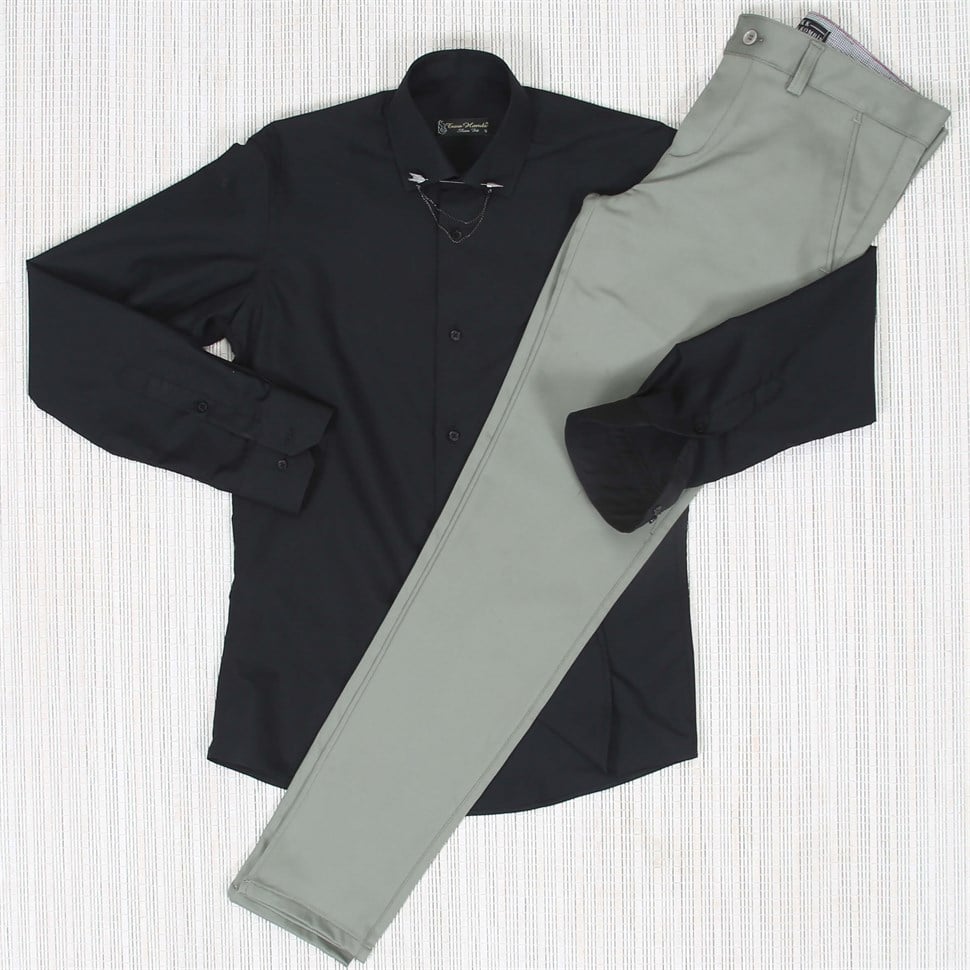 Pantolon Beyaz Gömlek Yaka Zinciri Kombin