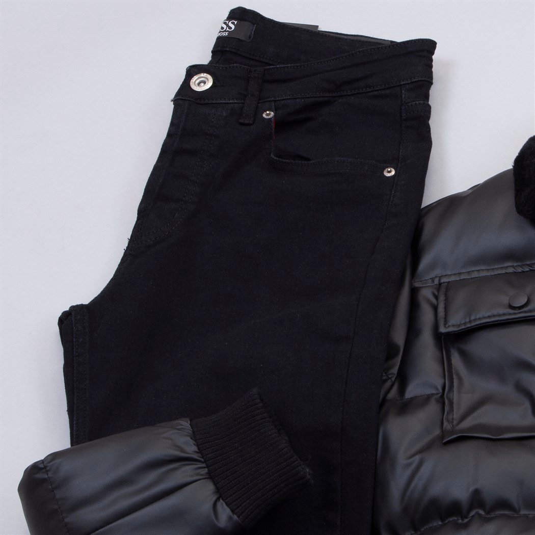 Parlak Siyah Deri Mont Kazak Pantolon Bot Kombin