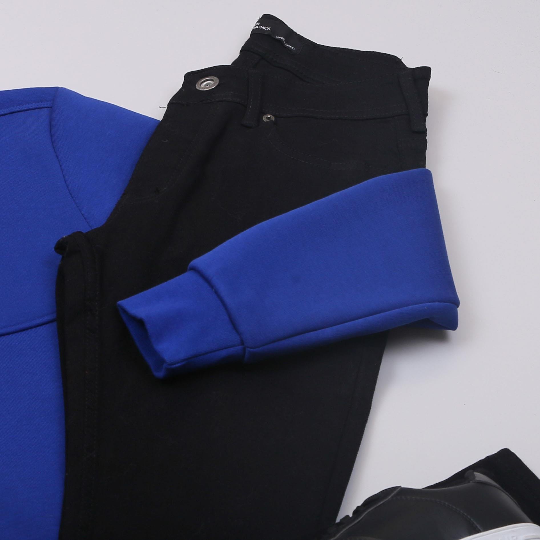 Parlament Mavi Sweat Pantolon Ayakkabı Kombin