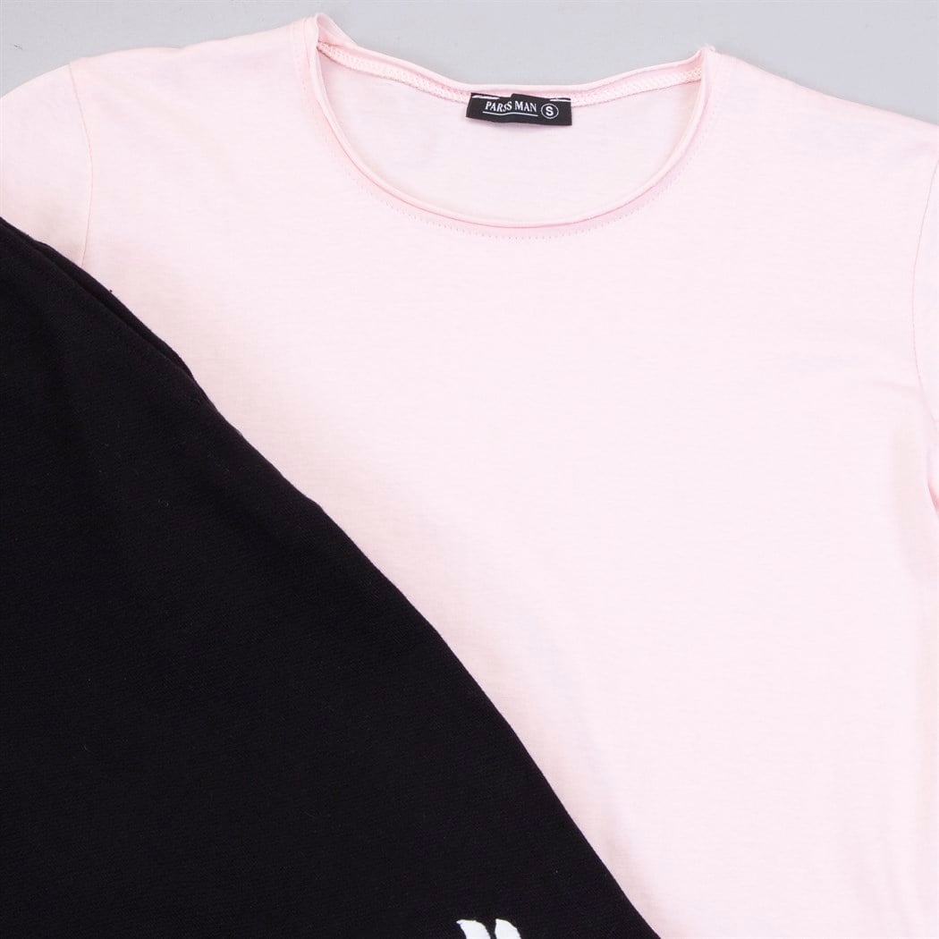 Pembe Tişört Siyah Penye Şort Kombin