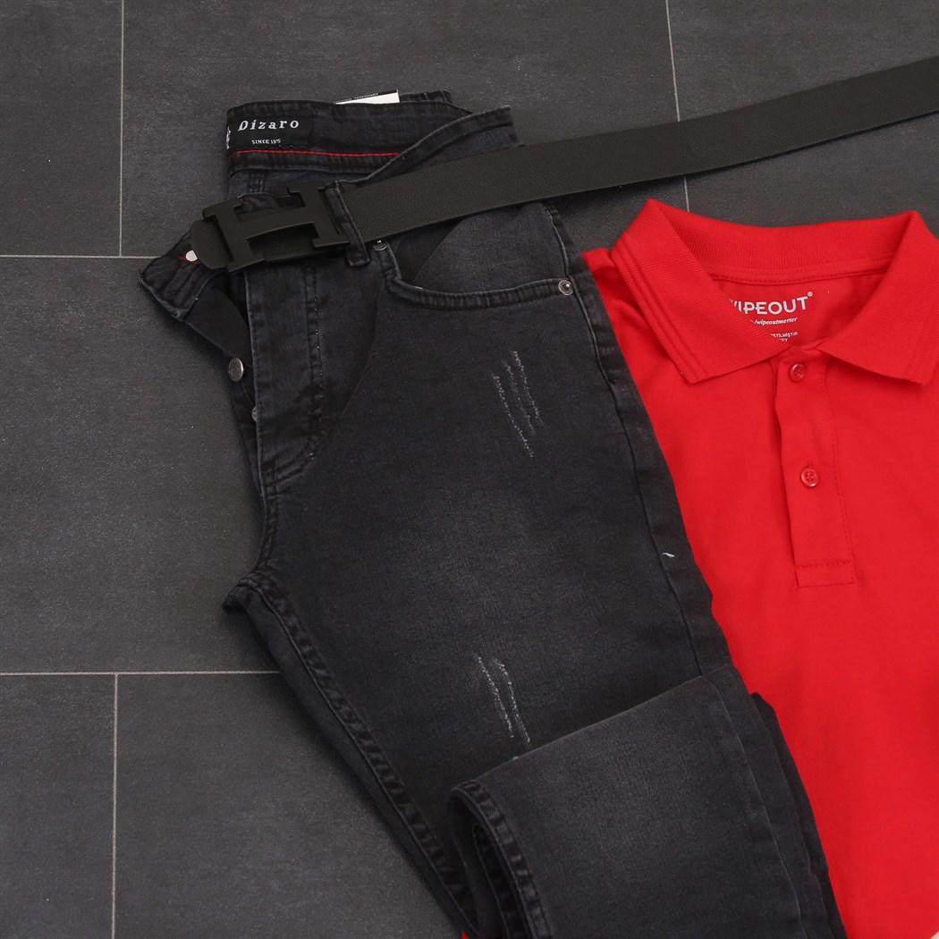 Polo Yaka T-Shirt Kot Pantolon Spor Ayakkabı Kombini 