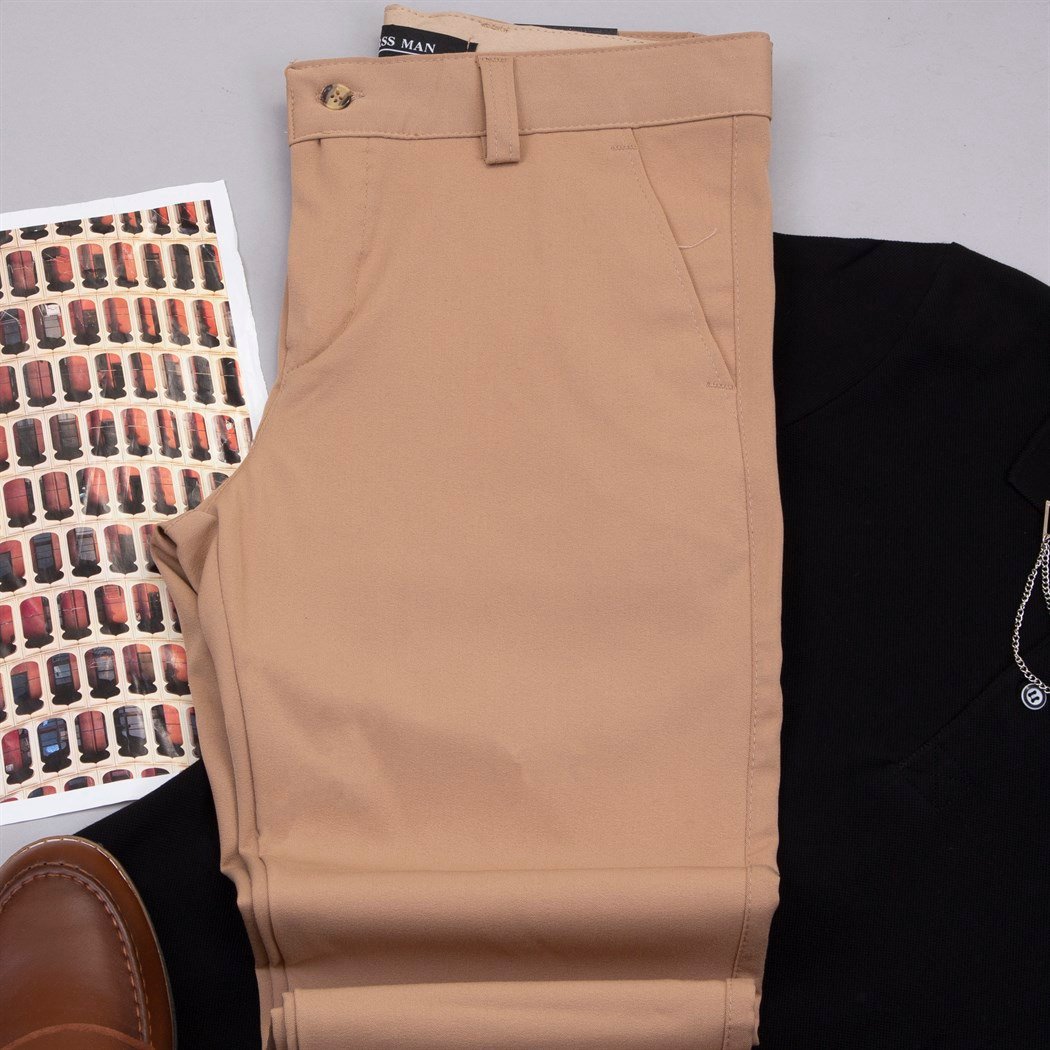 Polo Yaka Tişört Pantolon Ayakkabı Kombin