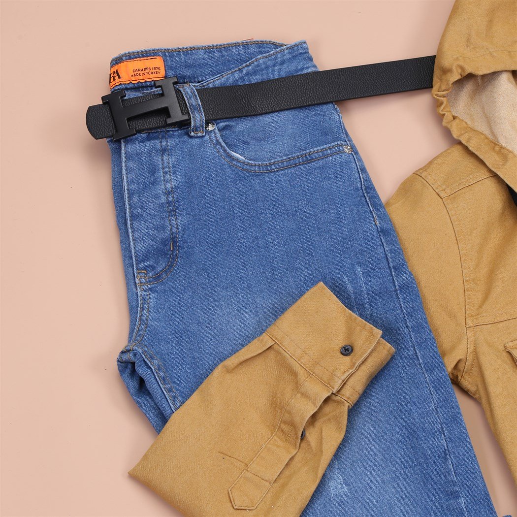 Sarı Kapsonlu Kot Gömlek Pantolon Ayakkabı Kombini