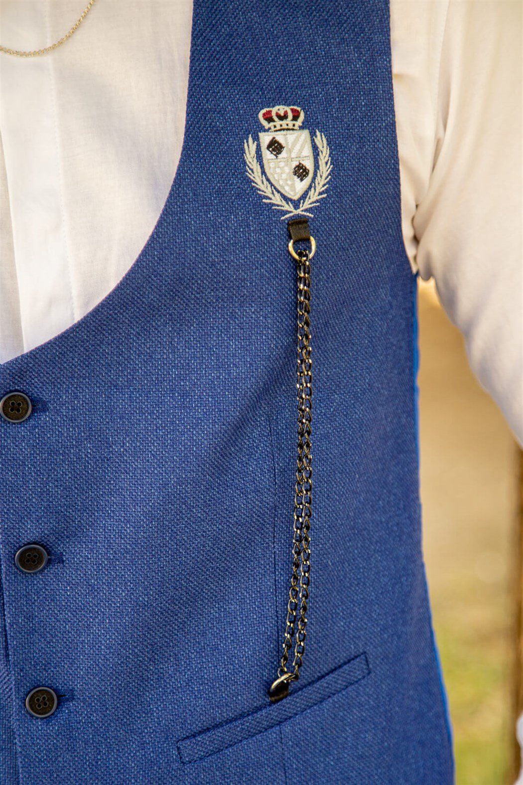 Sax rengi standart yaka zincirli model klasik yelek