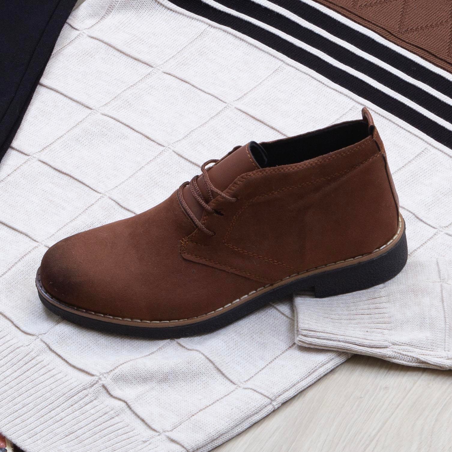 Şerit Detaylı Triko Kazak Pantolon Bot Kombin 