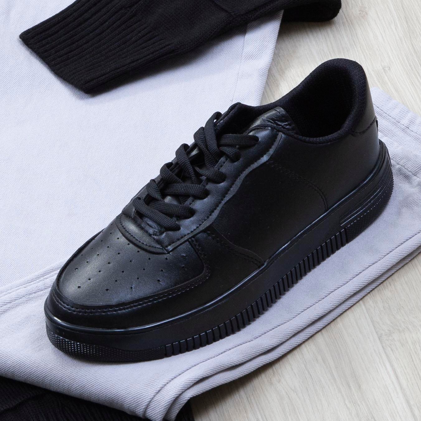 Şeritli Kazak Pantolon Ayakkabı Kombin