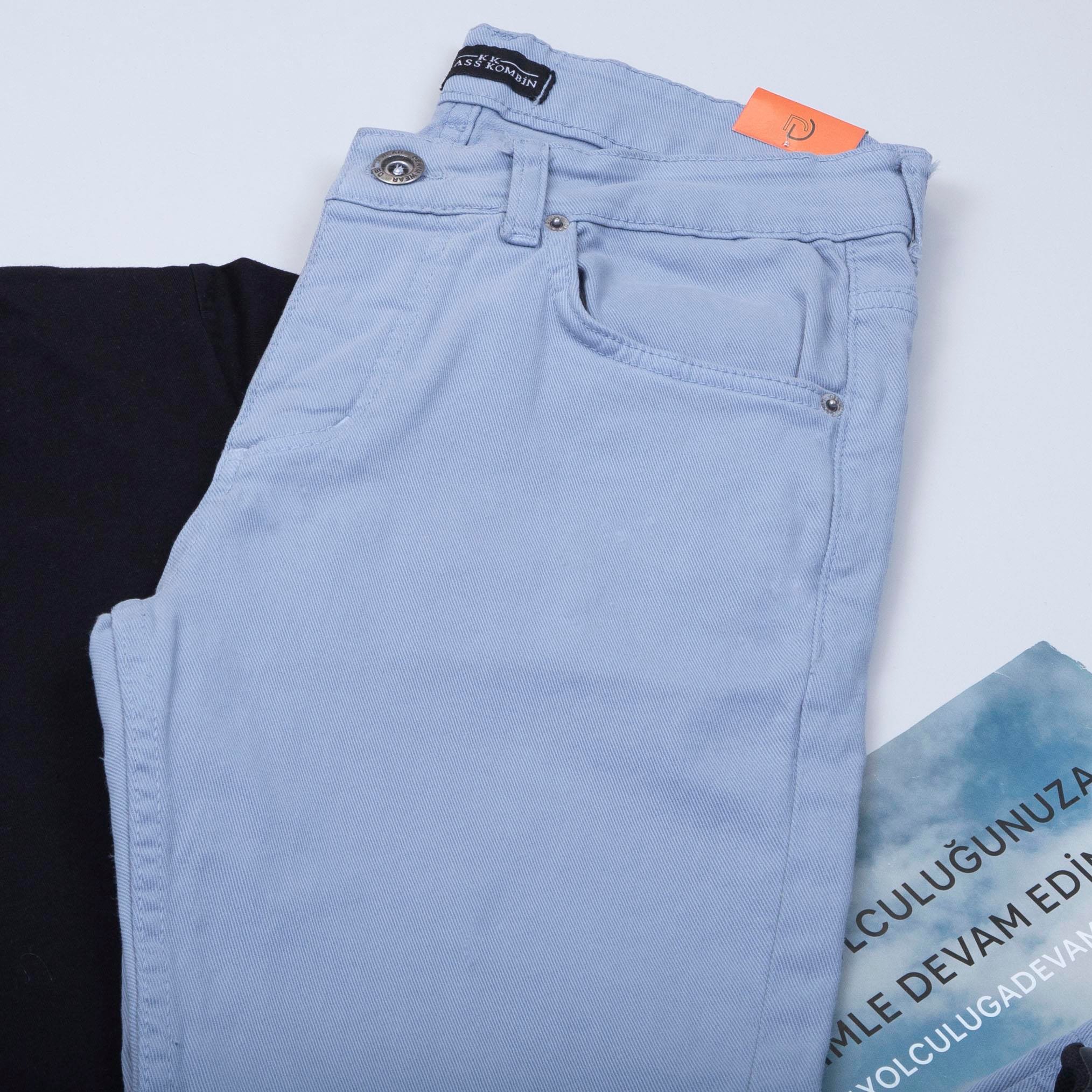 Siyah Basic Tişört Pantolon Ayakkabı Kombin