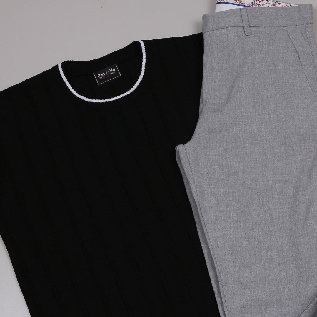 siyah bisiklet yaka Triko Polo Yaka Tişört gri kumaş  pantolon  ayakkabı Kombin