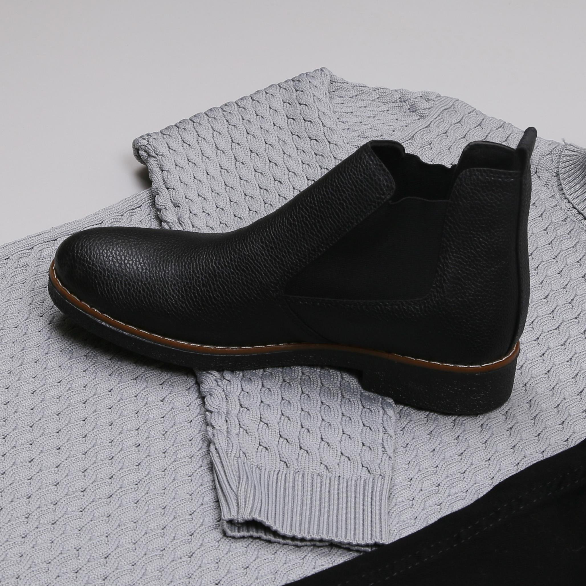 Siyah Boğazlı triko Gri kot Pantolon