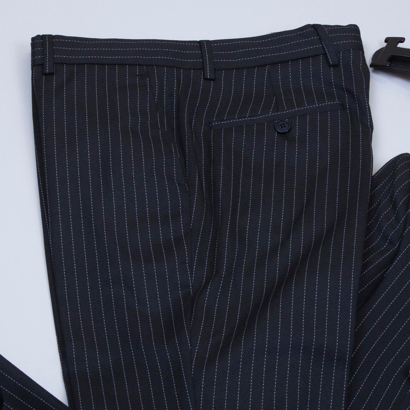 Açık Gri Çizgili Kruvaze Takım Elbise Kombini