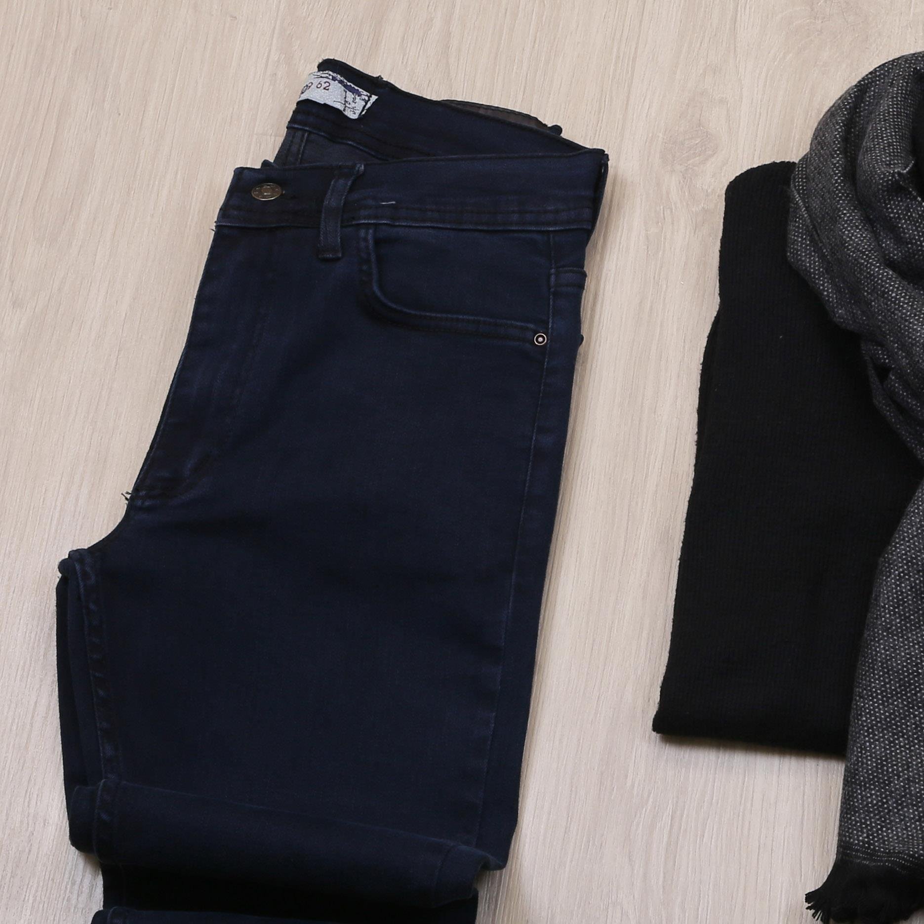 Siyah Dik Yaka Blazer Ceket Boğazlı Body Pantolon Bot Kombin