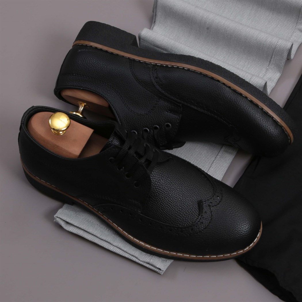 Siyah Gömlek Gri Pantolon Ayakkabı Kombini