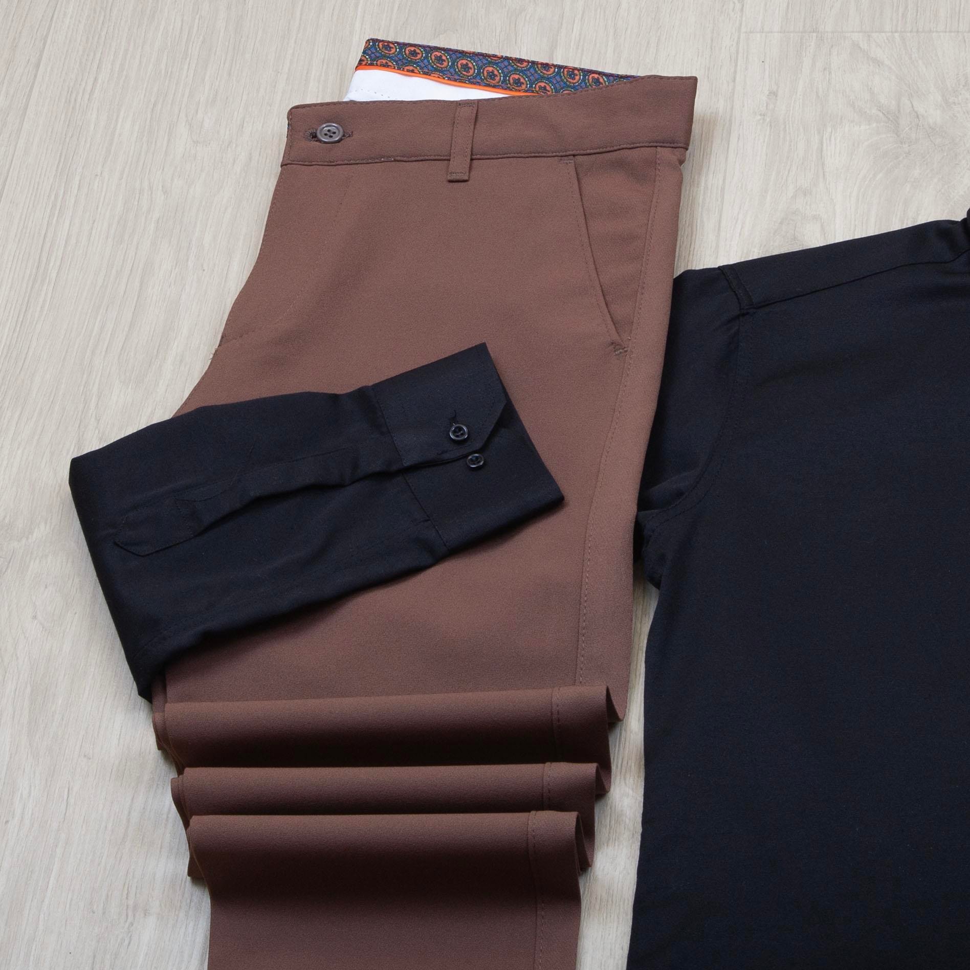 Siyah Gömlek Kahve Pantolon Kombin