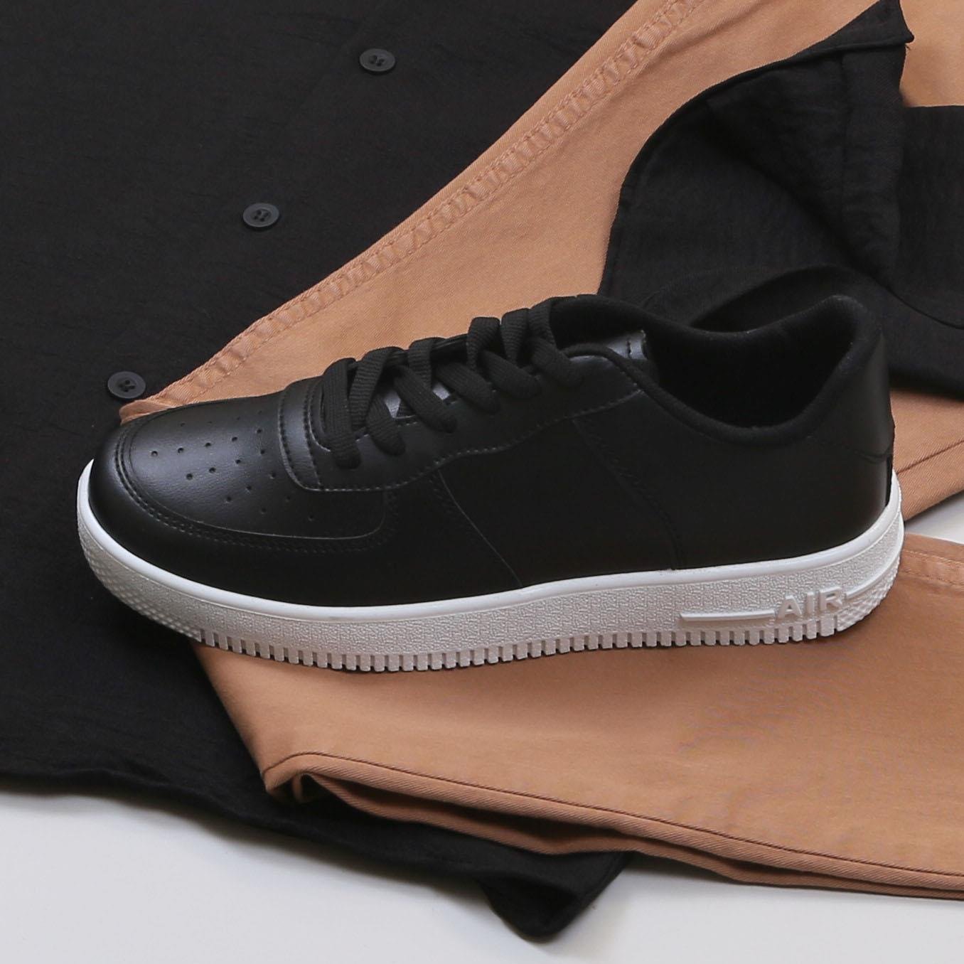 Siyah Gömlek Pantolon Ayakkabı Kombin