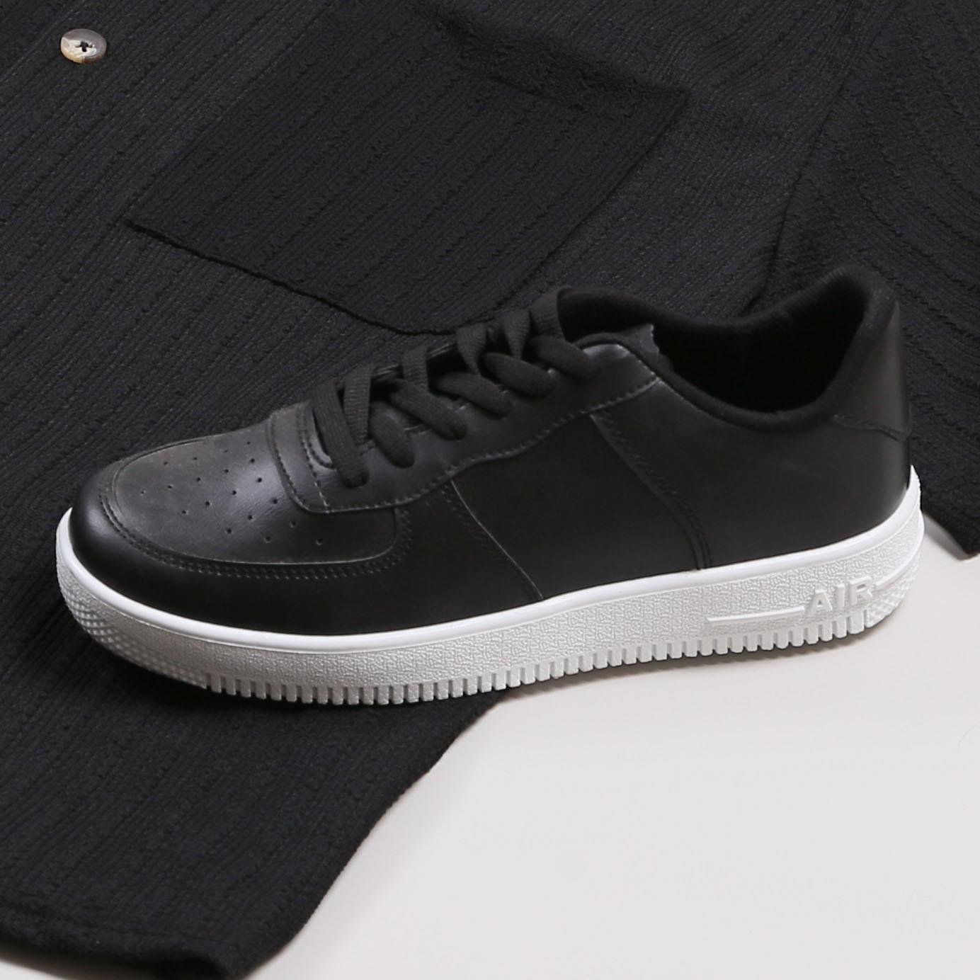 Siyah Gömlek Şort Ayakkabı Kombin