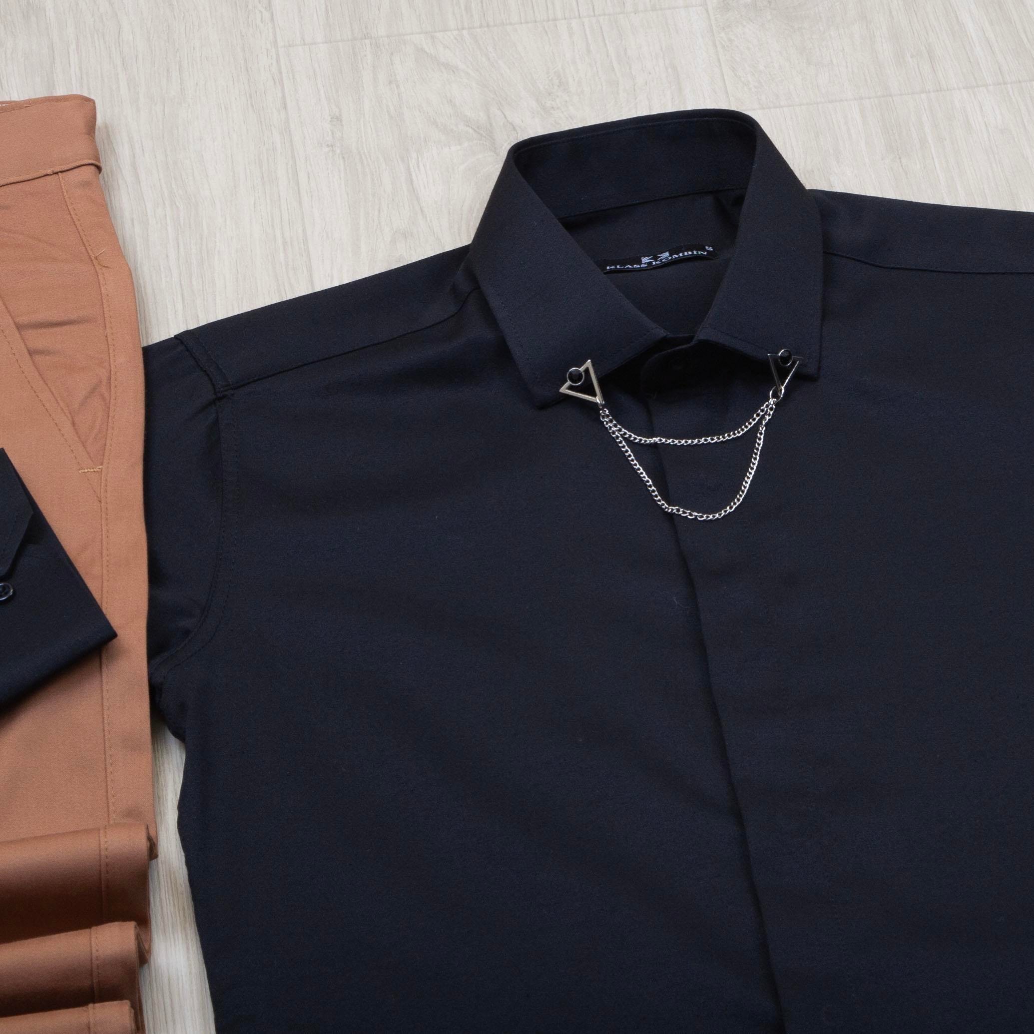 Siyah Gömlek Taba Pantolon Kombin