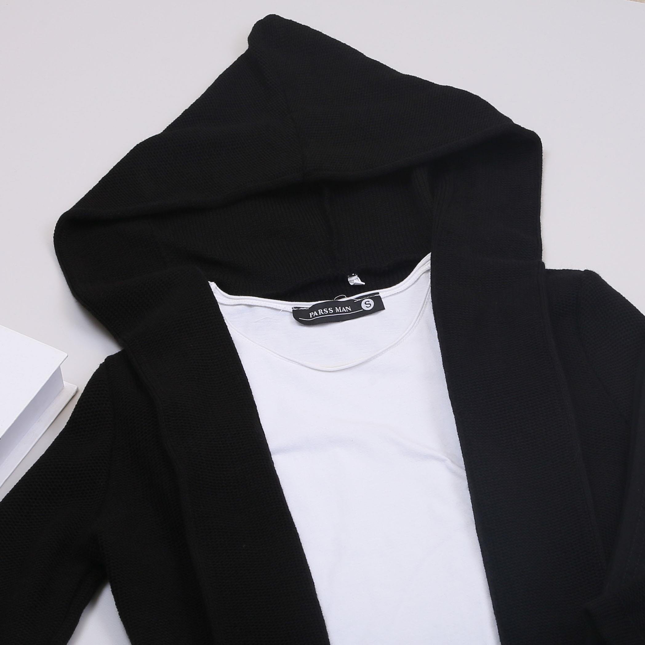 Siyah Kapşonlu Hırka Tişört Pantolon Ayakkabı Kombin