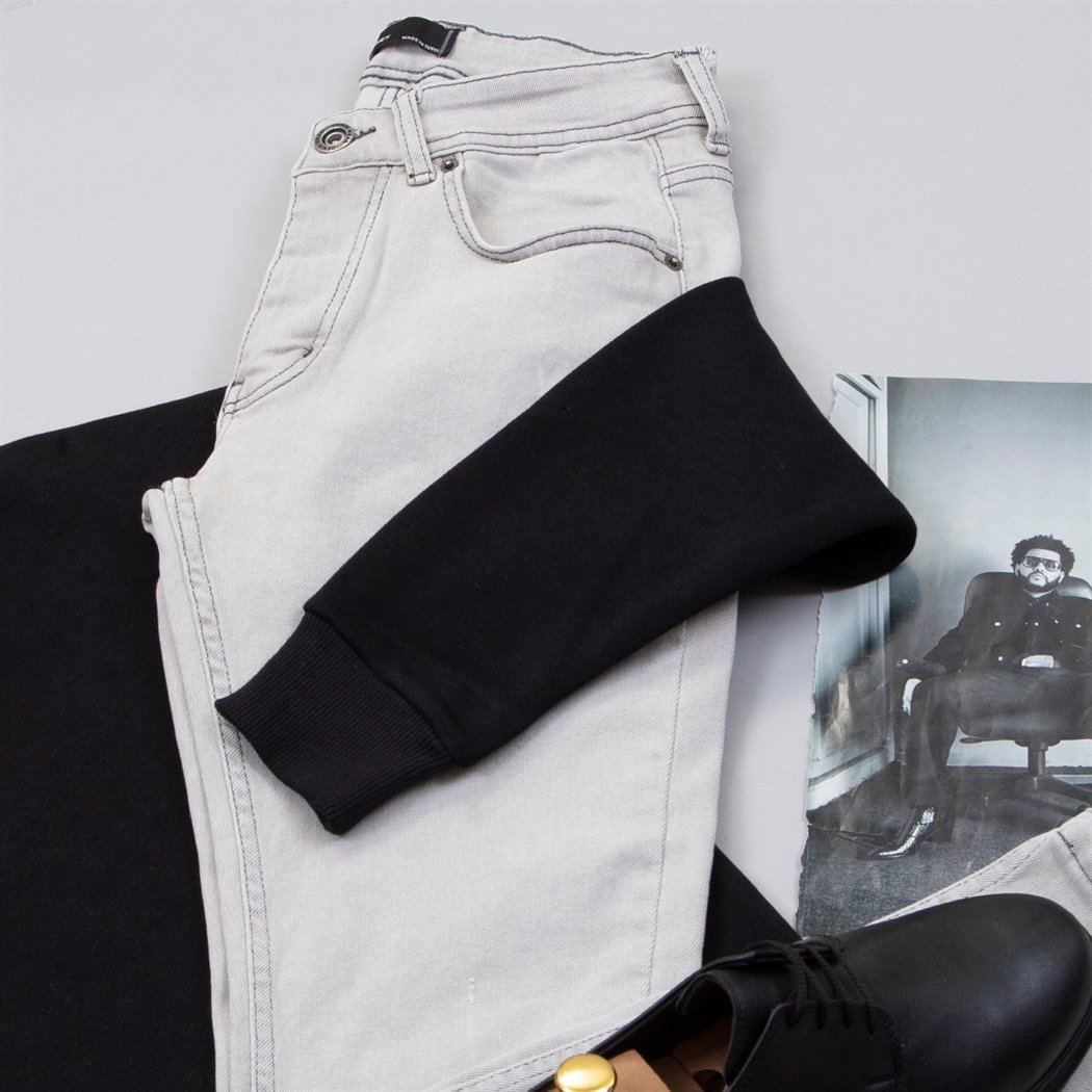 Siyah Kapşonlu Sweat Pantolon Ayakkabı Kombin