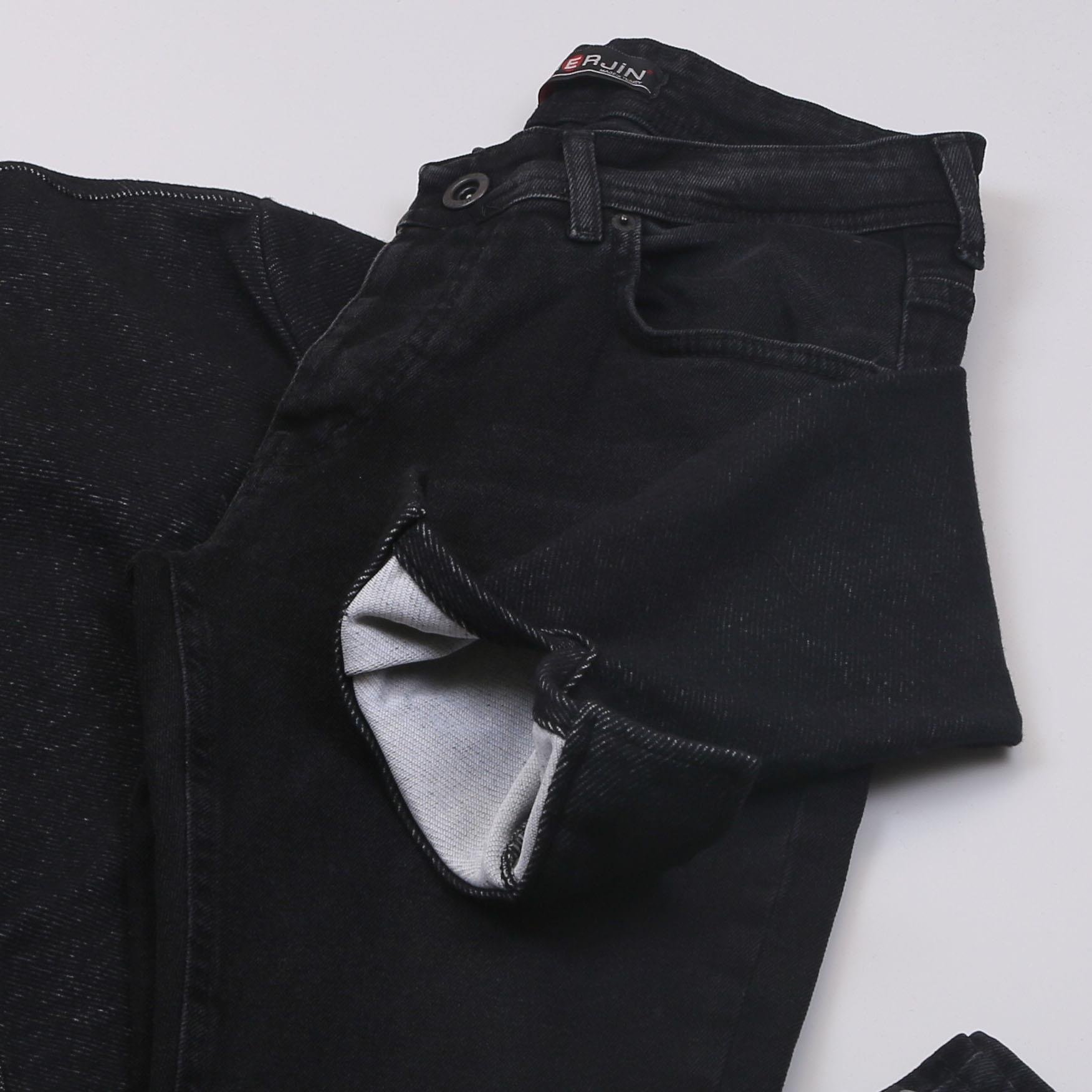 Siyah Kaşe Gömlek Tişört Pantolon Ayakkabı Kombin