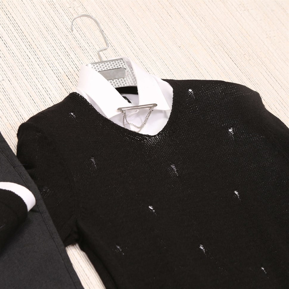 Siyah Kazak Gömlek Kombin