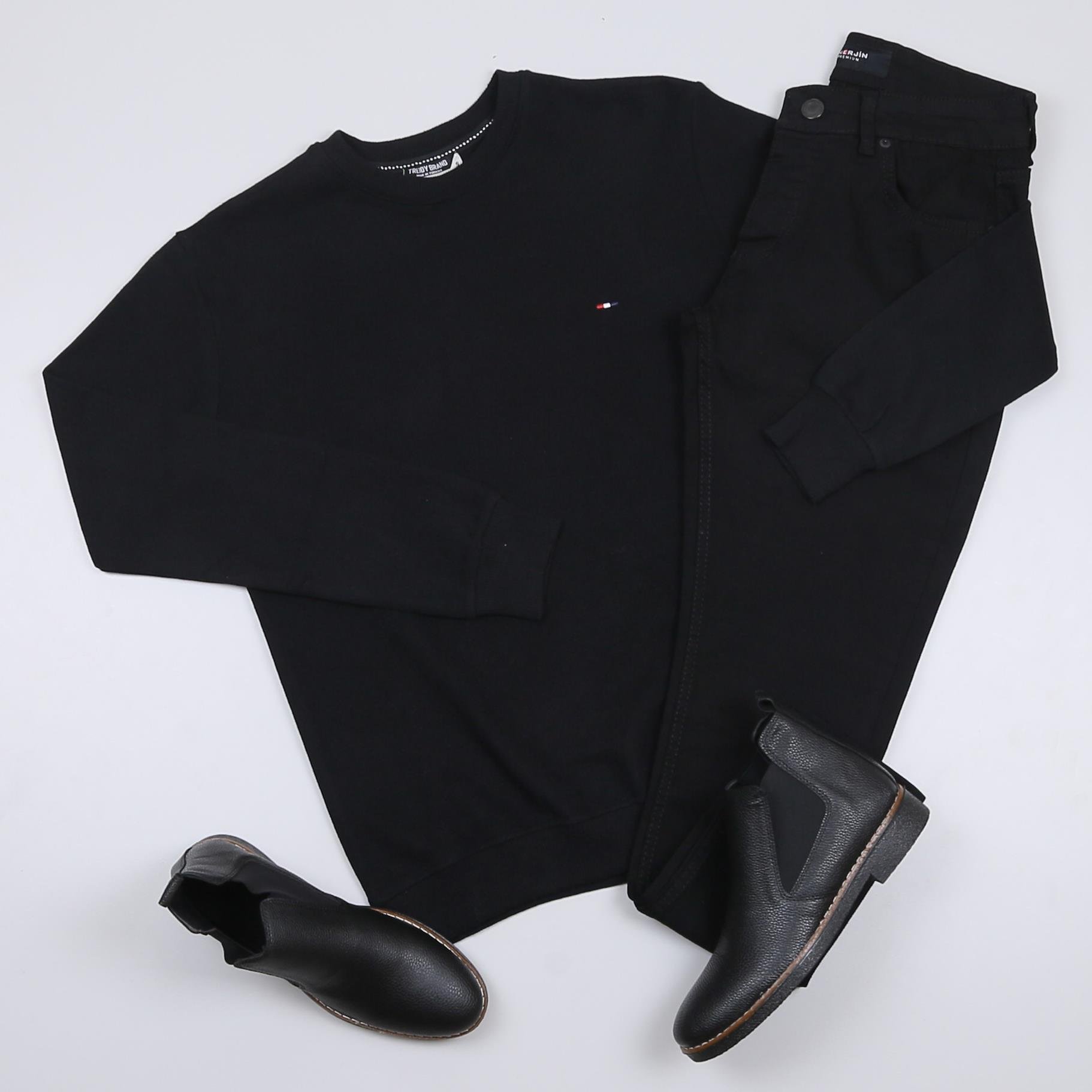 Siyah Kazak Kot Pantolon Bot Kombini