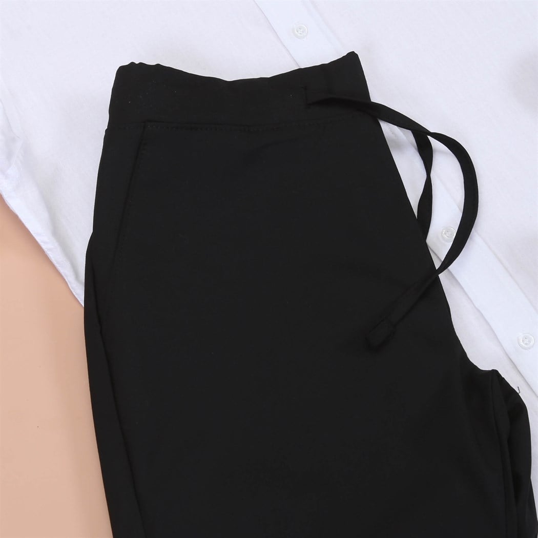 Siyah Keten Sort Gömlek Ayakkabı Kombini